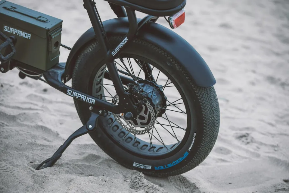 Electric bike with hub motor